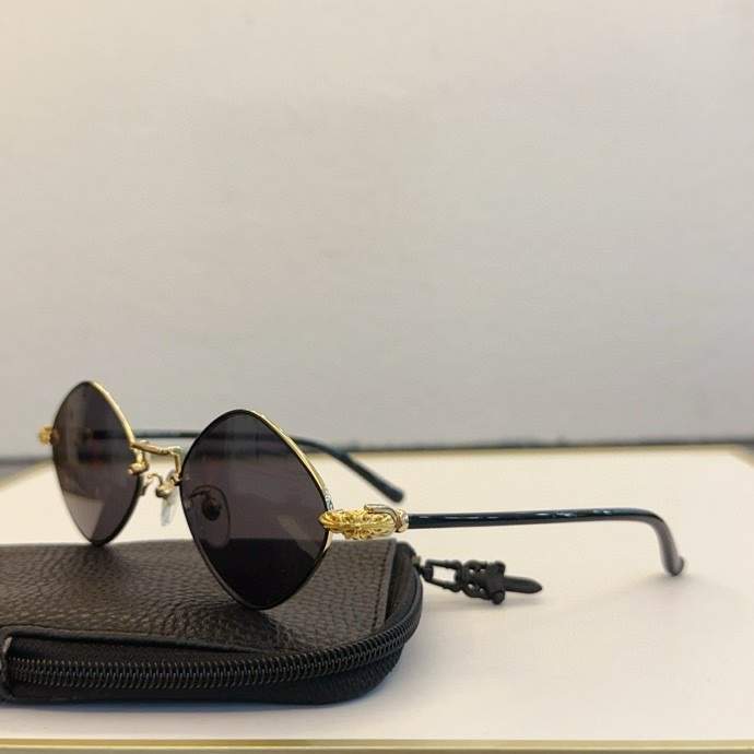 Picture of Chrome Hearts Sunglasses _SKUfw60675365fw